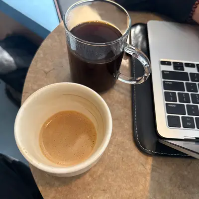 Wakuli specialty coffee bar (Piet Heinstraat) cafe