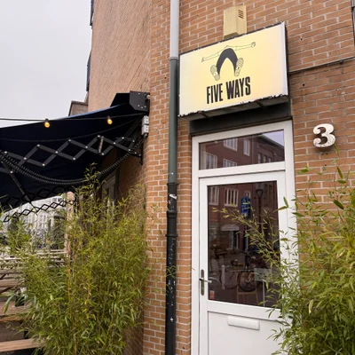Five Ways Coffee Roasters (Boerhaaveplein) kafe